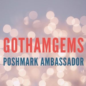 Welcome to my closet!‎ 💕🛍👗👠👛🕶